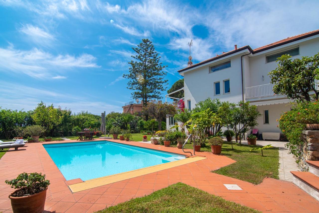 Magnificent Villa Санремо Экстерьер фото
